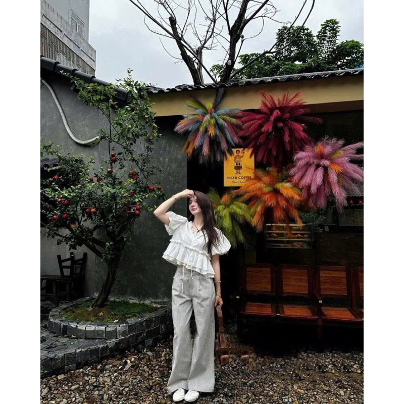 𝓫𝓾𝓷𝓷𝔂.𝓼𝓽𝓸𝓻𝓮•( Sẵn ) Áo Crt Mix Quần Kẻ