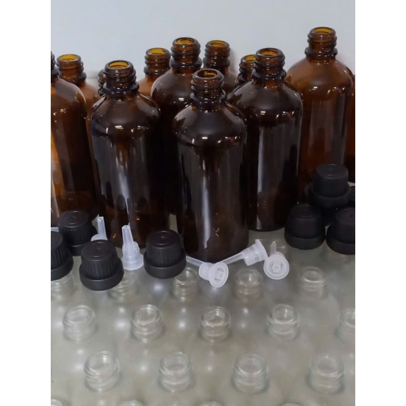 Vỏ chai thủy tinh  Nâu - Trong 100ml - 50ml . Nắp nhựa đen + nhỏ giọt.