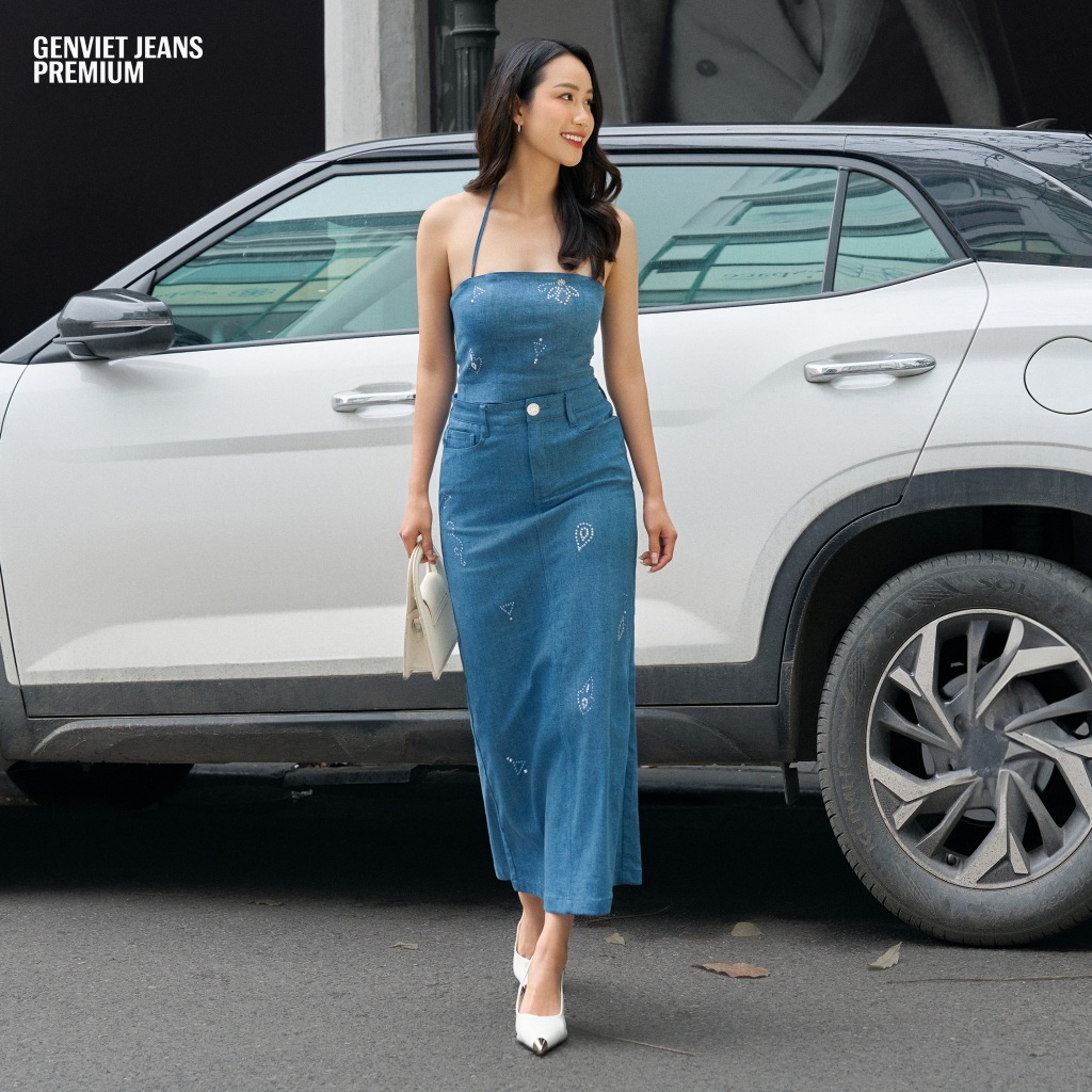 Juyp nữ dáng dài GENVIET JEANS form suông hoạ tiết đính đá BST Premium cao cấp S251.G.XJ1224J08971