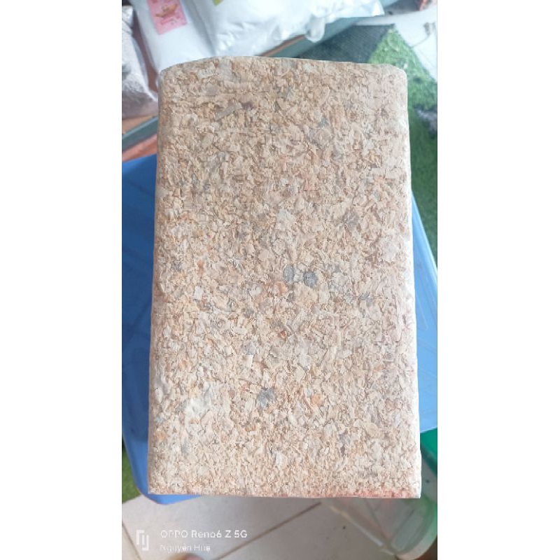 mùn cưa nén lót chuồng