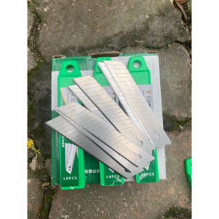 (Hộp 200 Lưỡi) Lưỡi Dao Dọc Giấy GOFUTHER, Bản Lớn, Hàng Loại 1 ( A100 )