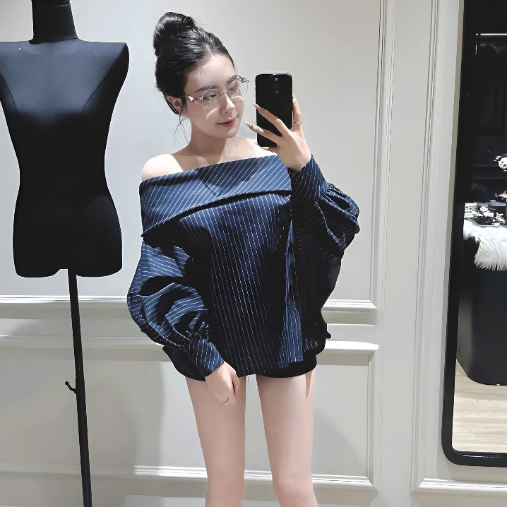 Áo Trễ Vai Kẻ Xanh Than Tay Bồng Fom Rộng Sang Chảnh | BigBuy360 - bigbuy360.vn