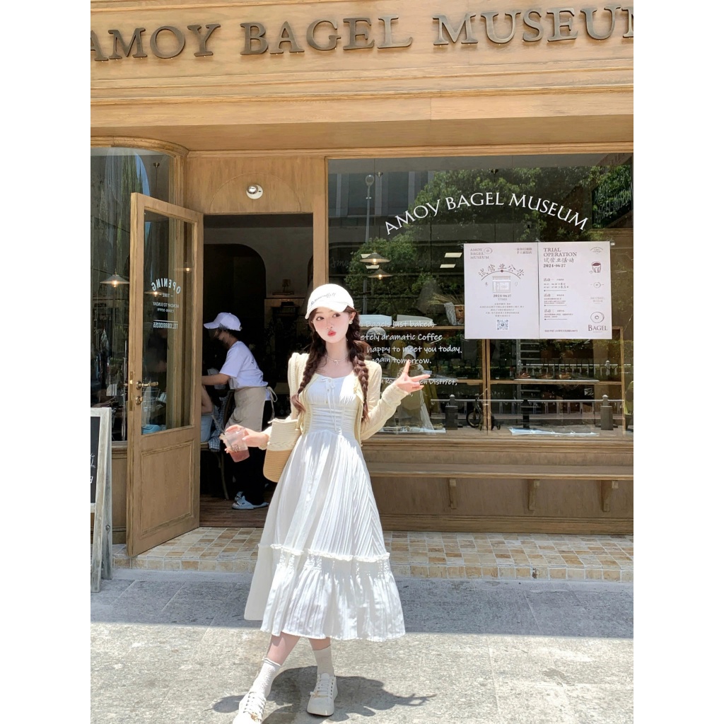 Đầm maxi đi biển nữ, váy 2 dây dáng dài thiết kế eo xếp ly, váy đi biển maxi trẻ trung năng động | BigBuy360 - bigbuy360.vn