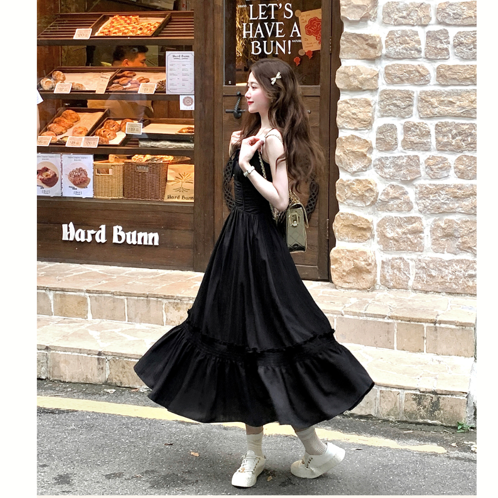 Đầm maxi đi biển nữ, váy 2 dây dáng dài thiết kế eo xếp ly, váy đi biển maxi trẻ trung năng động | BigBuy360 - bigbuy360.vn