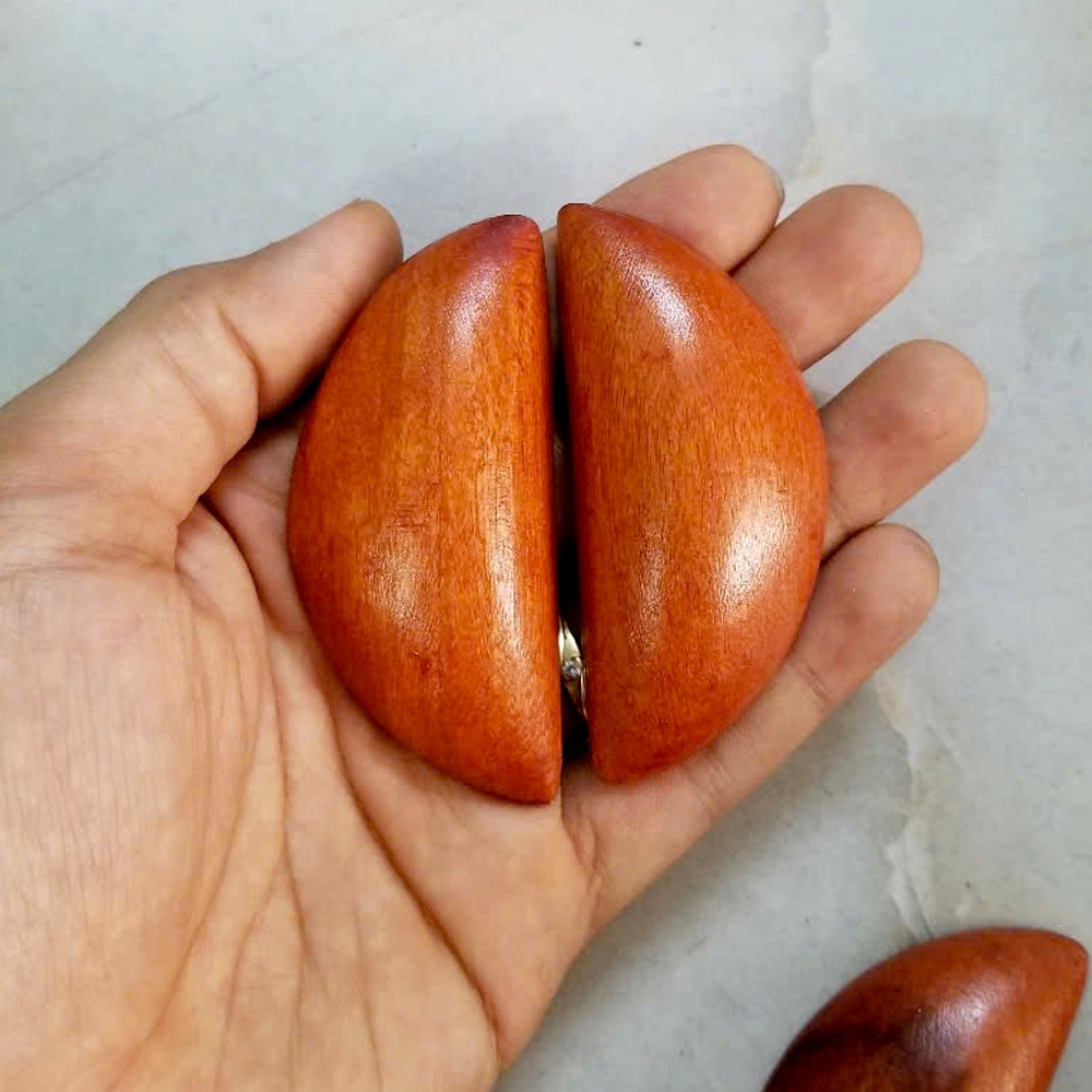Keo xin quẻ bằng gỗ