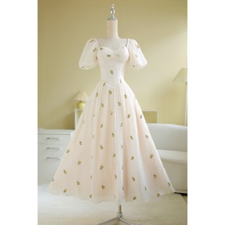  SÒ VINTAGE - TANA đầm màu kem thêu hoa nổi tay phồng dáng xòe 