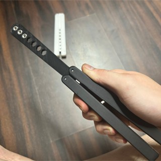 [Mua 1 Tặng 1] Đồ Chơi Squiddy Balisong Giải Trí Butterfly Luyện Dẻo Tay Tập Múa Siêu Mượt - Tặng Kèm Keyrambit