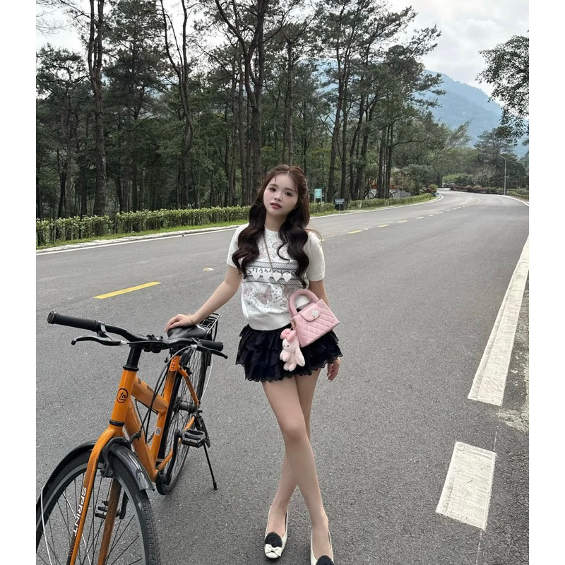 𝓫𝓾𝓷𝓷𝔂.𝓼𝓽𝓸𝓻𝓮•( Sẵn ) Chân Váy Qc Miu Miu