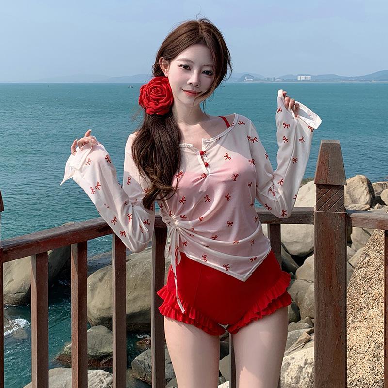 Set bikini 2 chi tiết đi biển, Áo ngoài họa tiết nơ đỏ . Đồ bơi nữ đi biển quyến rũ sẵn đệm mút freesize <45kg - Mã H16 | BigBuy360 - bigbuy360.vn