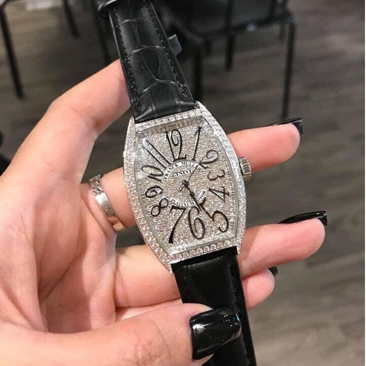 Đồng hồ nữ Franck muller full đá, dây da cao cấp