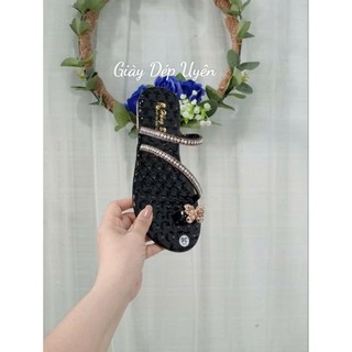 DÉP XỎ NGÓN ĐÍNH ĐÁ DA BÓNG