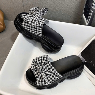 Dép nơ . cao 9cm . chất liệu nơ vải . màu đen .hàng quang châu chất lượng, đế đi êm vững chắc chân.