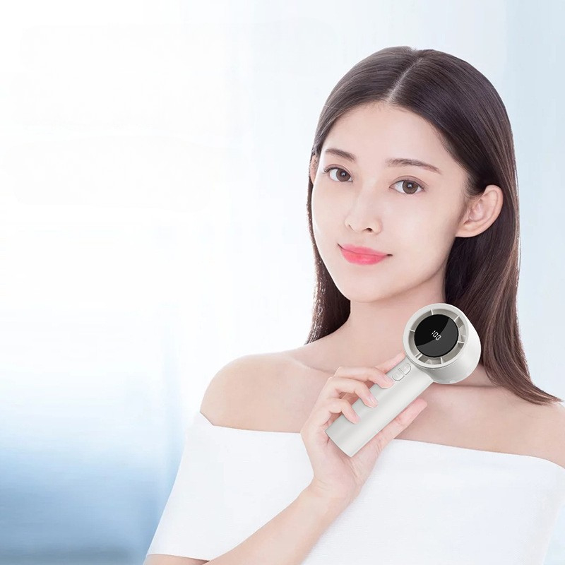 Quạt cầm tay tích điện 4000 mah có màn hình hiển thị với 100 tốc độ gió có thể điều chỉnh mát lạnh | BigBuy360 - bigbuy360.vn