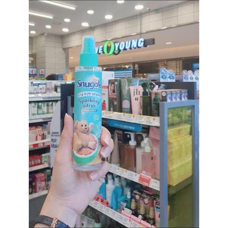 Xịt thơm quần áo SNUGGLE Hàn Quốc