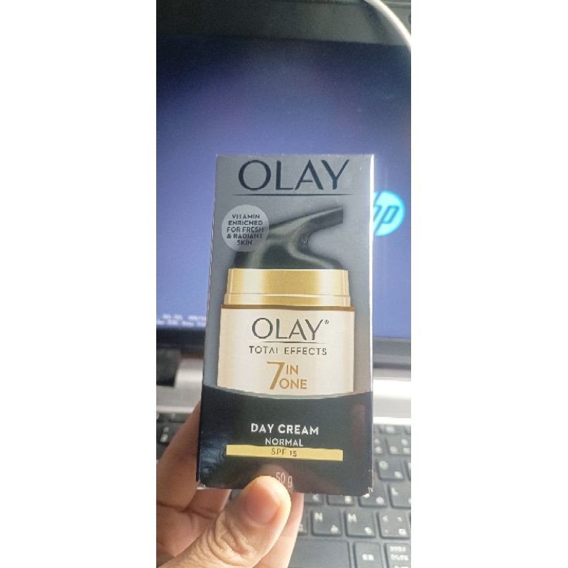 Kem Dưỡng Olay 7 In 1 chính hãng Ban Ngày Và Ban Đêm - 50.ml.