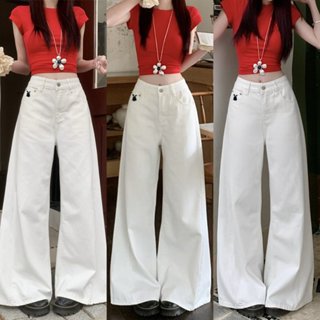 Quần Jean Trắng Nữ Thêu Thỏ Ống Suông Rộng Lưng Cao Form Đứng Dáng Dài Ôm Eo Tôn Dáng HOTTREND 2025