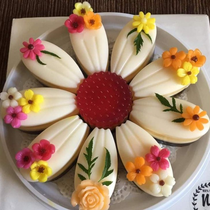 Khuôn hoa cúc 9 cánh to làm bánh cúng lễ tiệc sự kiện