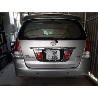 ốp biển số innova 2006-2015 có đèn
