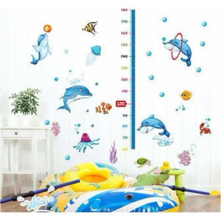 Decal dán tường có luôn thước đo chiều cao cho bé yêu