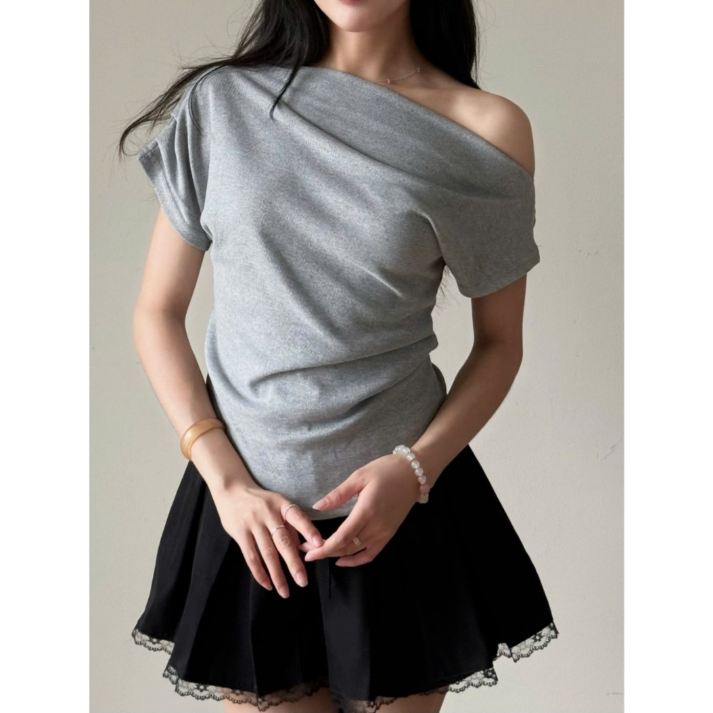 Áo Thun Lệch Vai Xếp Ly, Áo Kiểu Sườn Nhún Eo Thanh Lịch, Áo Phông Form Vừa Chất Vải Co Dãn Mềm Mịn | BigBuy360 - bigbuy360.vn