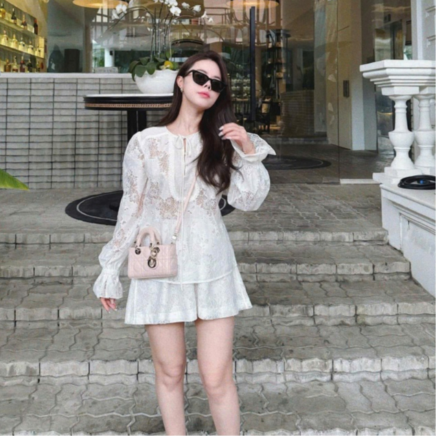 set đồ nữ áo ren dài tay loe mix quần đùi dáng ngắn, set ren mùa hè đi biển thiết kế LYN TỰ MAY LẠI 