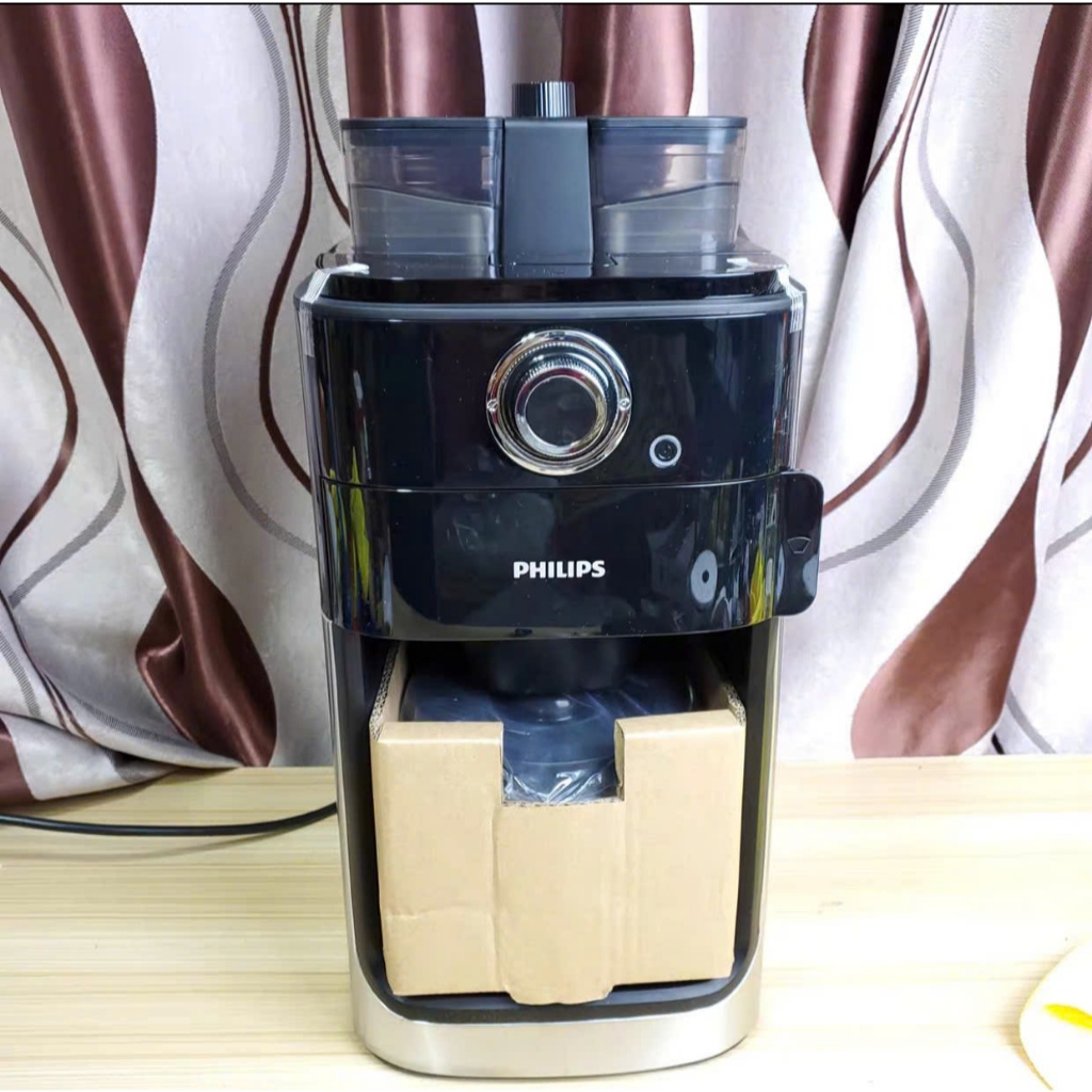 Máy pha cafe Grind & Brew Philips HD7762 có xay hạt