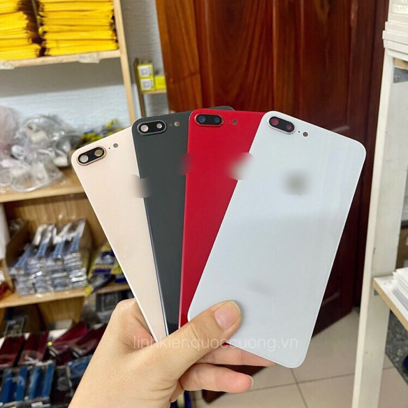 Lưng sau điện thoại 8-P ( có viền camera)