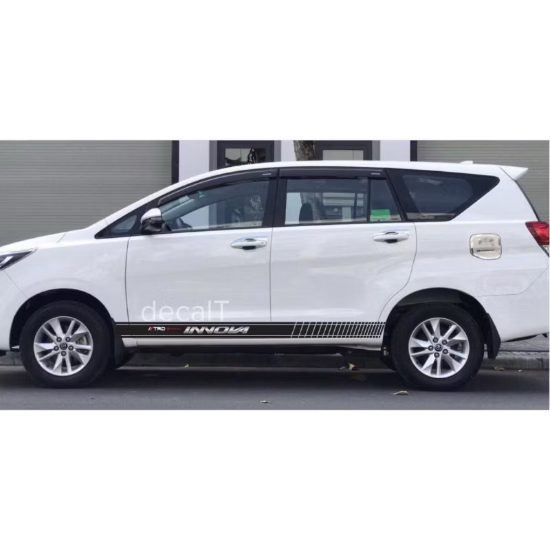 Tem Dán Sườn Xe Innova. Tem Dán Chân Xe Innova (I1023)