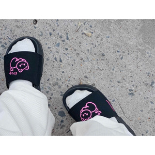 Dép HELLO KITTY HARMONY cute quai ngang thêu nổi cute cho nữ đế cao 4cm HOT 2025