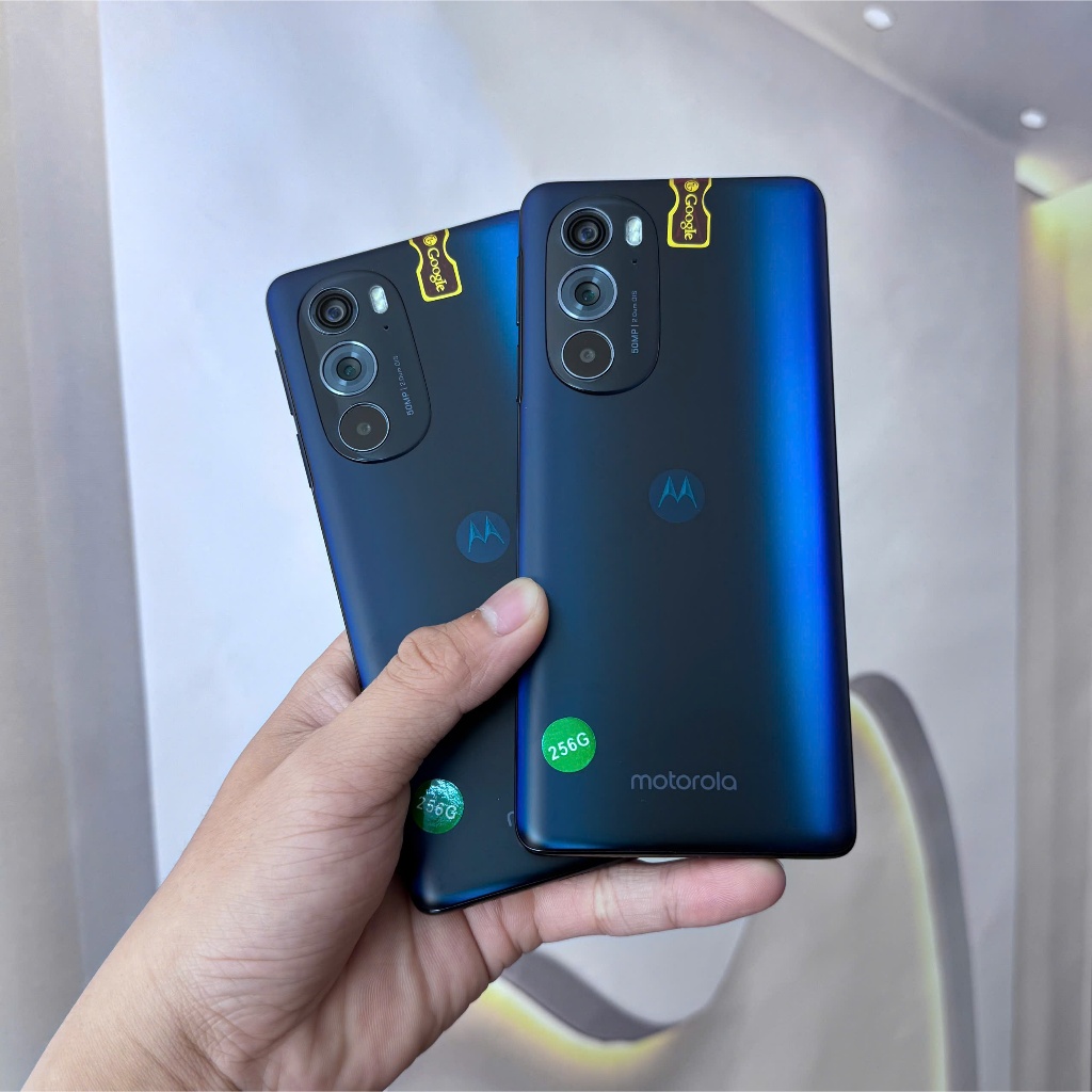Điện Thoại Motorola Edge Plus 2022, Pin 4800 mAh, RAM 8/128 GB, Snapdragon 8 Gen 1, Camera 50MP