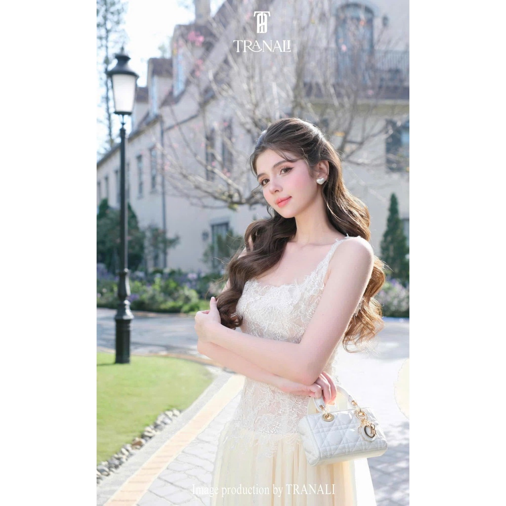 A79 Đầm 2 dây bảng dự tiệc tùng xòe phối lưới nhẹ nhàng sang trọng Vân Akara | BigBuy360 - bigbuy360.vn