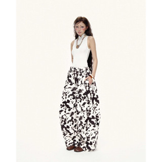  Normallife | PANTS 25 | Quần jeans ống rộng hoạ tiết bò sữa dáng bí 