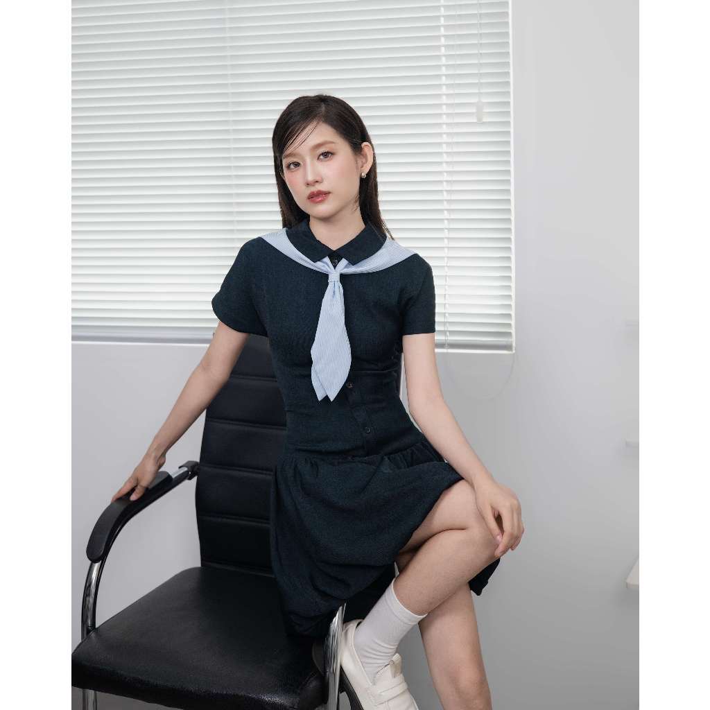 Đầm xòe cổ sơ mi tay ngắn kèm khăn choàng THE C.I.U, váy liền dáng xòe kaki nhung phối cà vạt - Wrenna Dress | BigBuy360 - bigbuy360.vn