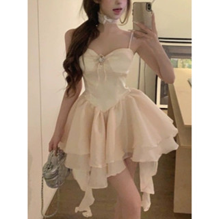 [Sẵn + Hoả tốc] Hermit | Set đầm dự tiệc/váy hai dây xoè chân váy mini lệch tà xếp tầng hồng phấn và khăn cổ ren nơ H158