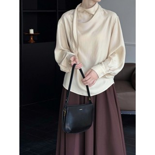 Áo cổ tròn cách điệu Babydoll, tay dài form rộng - 55Kg.Linh