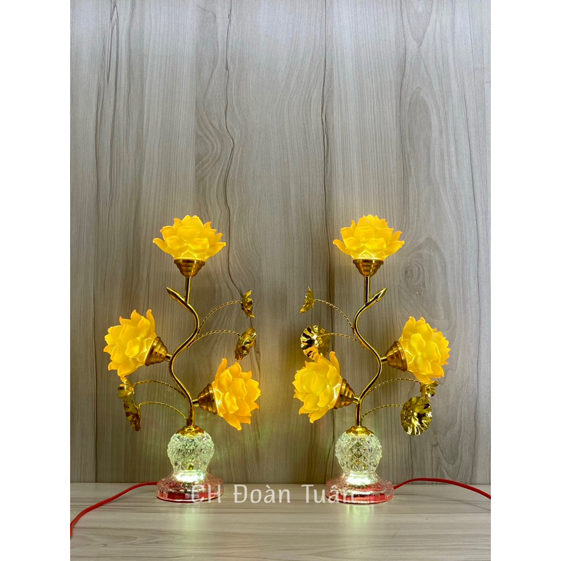 ĐÈN BA BÔNG SEN ĐỔI MÀU (1CẶP)