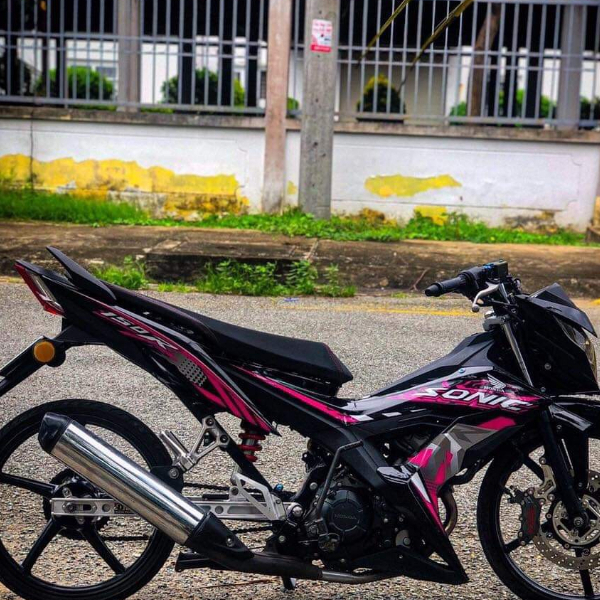 TEM CHẾ SONIC HỒNG ĐEN BẠC !