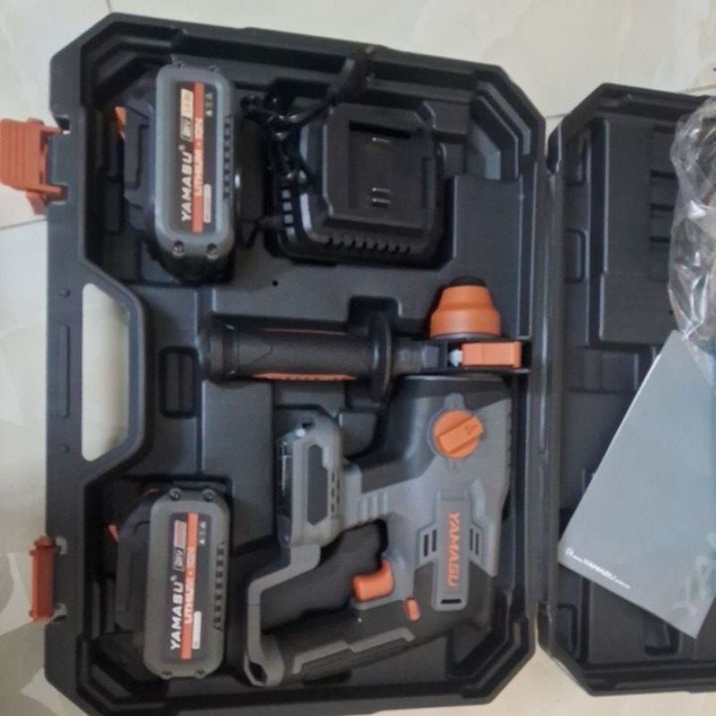 Máy khoan bê tông pin 21V Yamasu G26BT-4CD, chân SDS PLUS, tốc độ không tải 1100 vòng/phút