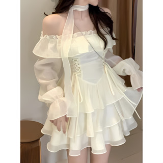 ( Sẵn + Hoả Tốc) Đầm váy trễ vai chiết hông tay dài ba tầng bồng bềnh phong cách tiểu thư bánh bèo H104 - Thehermit.byna