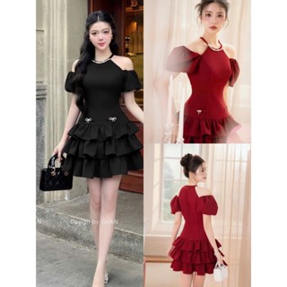  Đầm thời trang nữ chất tuyết mưa cổ yếm đính đá tay ngắn hở vai váy ngắn xòe xếp tầng kèm phụ kiện ghim rời 