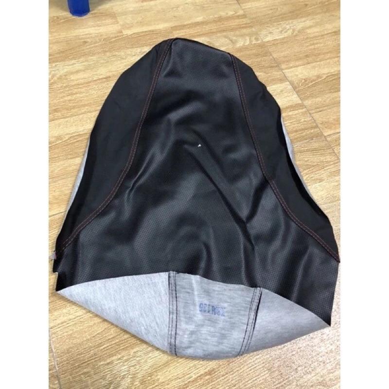 Vỏ yên xe Exciter 135 ( vỏ yên chính hãng yamaha )