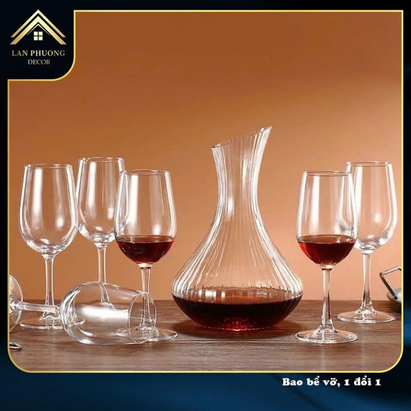 Set bộ ly vang kèm bình thở, hộp quà tặng HJL3