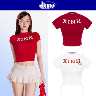  Áo kiểu nữ dễ thương dây rút thắt nơ DKMV in chữ Xinh cá thiết kế cổ cao ôm tôn dáng màu đỏ trắng Baby Tee | K-T21 