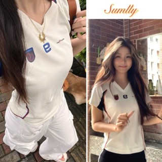 Áo thun ngắn tay cổ chữ V cơ bản có huy hiệu bán hàng trực tiếp tại trung tâm thương mạiáo thun nữ