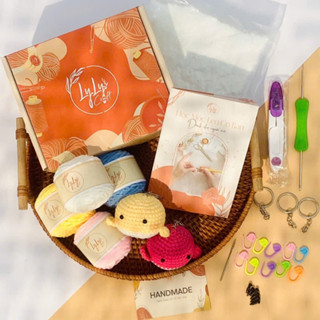 Set Móc Len Cho Người Mới Bắt Đầu Làm Móc Khóa Cá Heo Bằng Len Gồm Dụng Cụ Móc Len Và Sách Hướng Dẫn