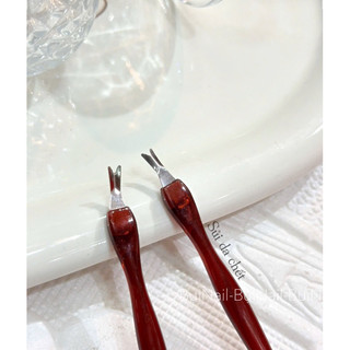 CÂY ĐẨY DA CHẾT 2 CÂY