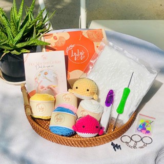 Bộ Móc Len Cho Người Mới Bắt Đầu LADYCO Gồm Dụng Cụ Và Sách Kèm Video Hướng Dẫn Móc Móc Khoá Cá Heo