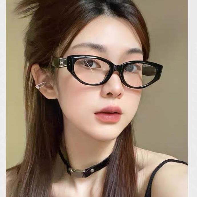 Gk20 kính mắt mèo 2 chấm nhỏ cao cấp chống Uv và chống ánh sáng xanh ( tặng kèm hộp và khăn lau) Mắt