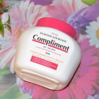 Ủ TÓC COMPLIMENT SIÊU KÍCH THÍCH MỌC TÓC - CHỐNG RỤNG COMPLIMENT 500ML (nắp hồng)