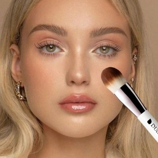 Cọ Tán Kem Nền DUCARE Đầu Tròn - Tán Nền Nhanh Chóng, Mịn Đều